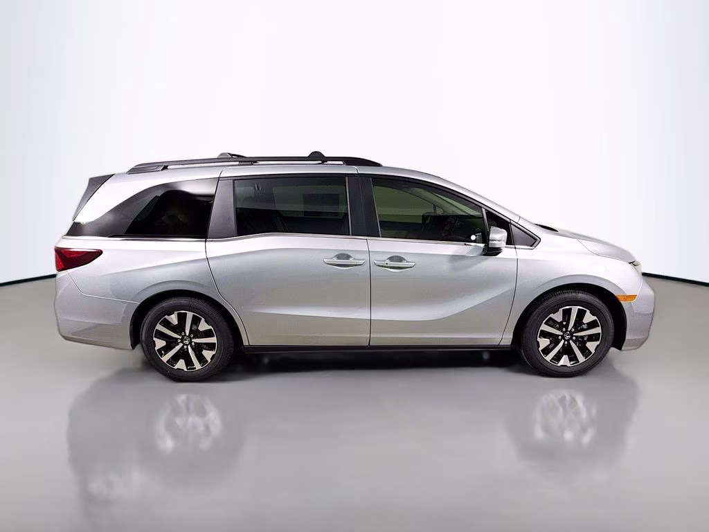 2026 Solar Silver Metallic Honda Odyssey EX-L FWD Van