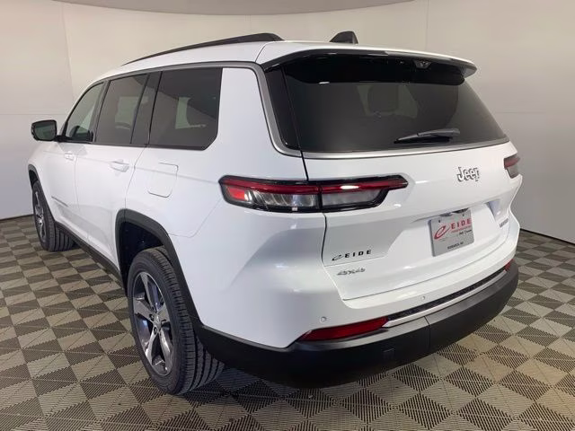 2026 Bright White Clearcoat Jeep Grand Cherokee L Limited 4X4 SUV