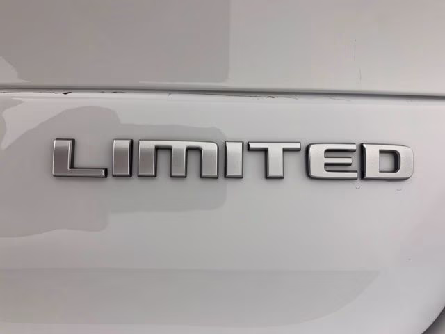 2026 Bright White Clearcoat Jeep Grand Cherokee L Limited 4X4 SUV
