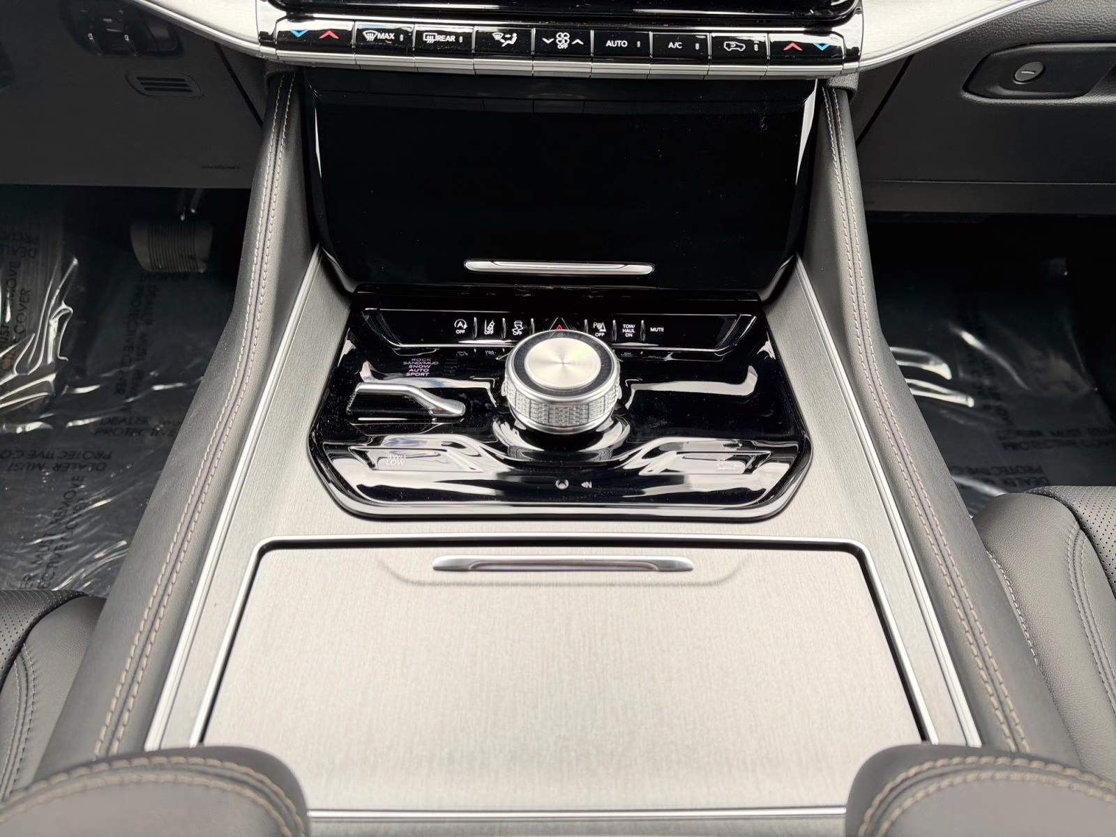 2026 High Gloss Black Jeep Grand Wagoneer 4X4 SUV