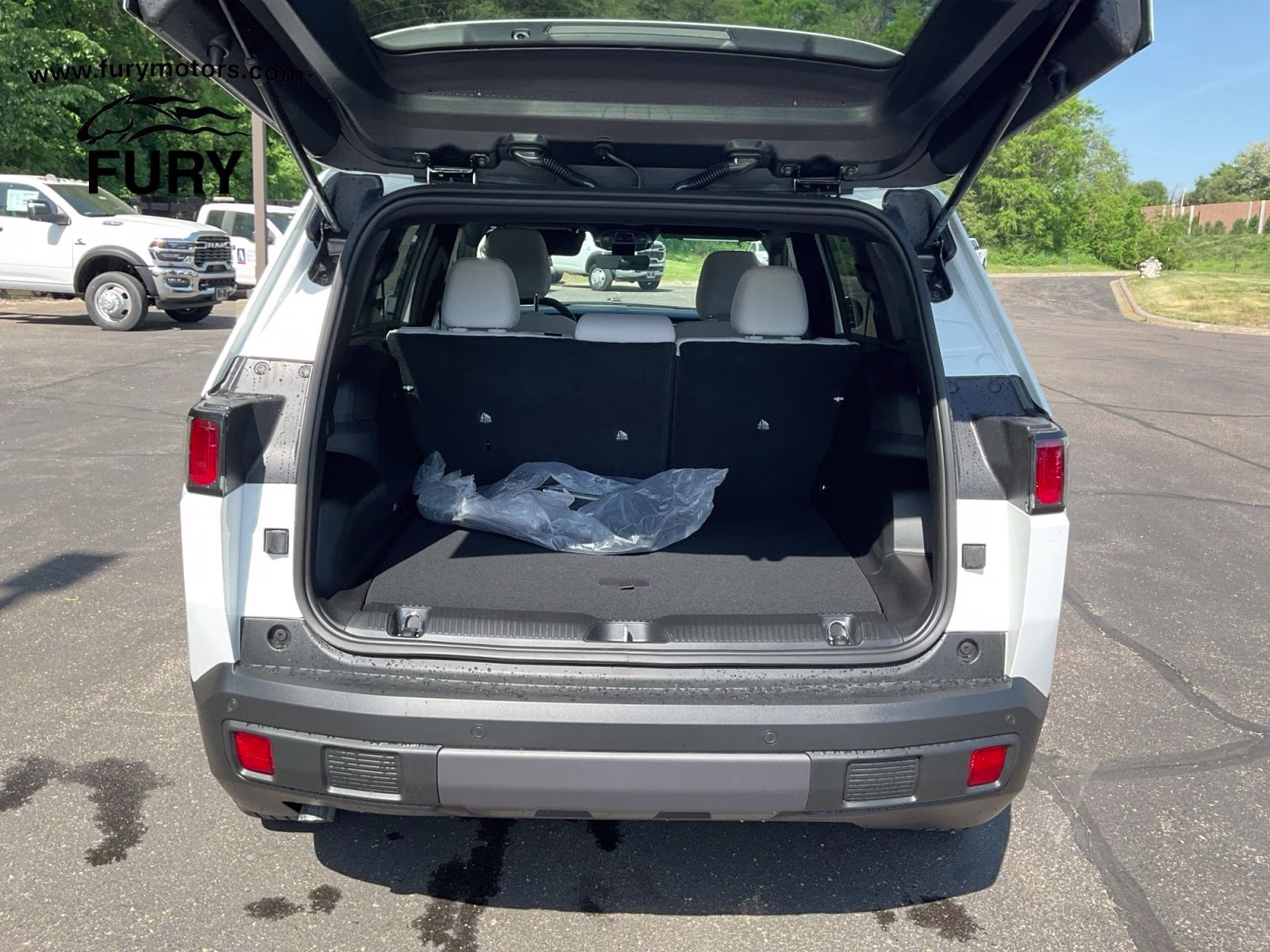 2026 Bright White Clearcoat Jeep Cherokee Laredo 4X4 SUV