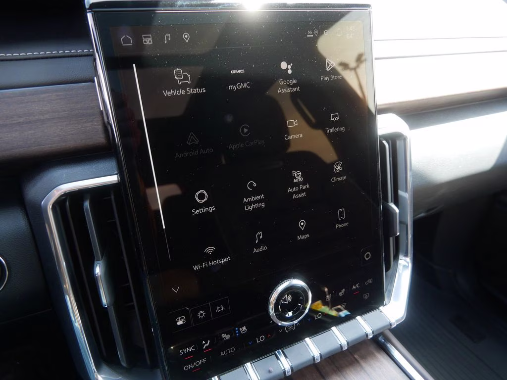 2026 Glacier White Tricoat GMC Acadia Denali Ultimate AWD SUV
