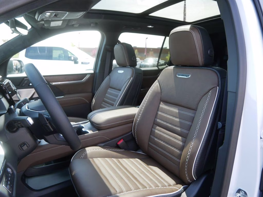 2026 Glacier White Tricoat GMC Acadia Denali Ultimate AWD SUV