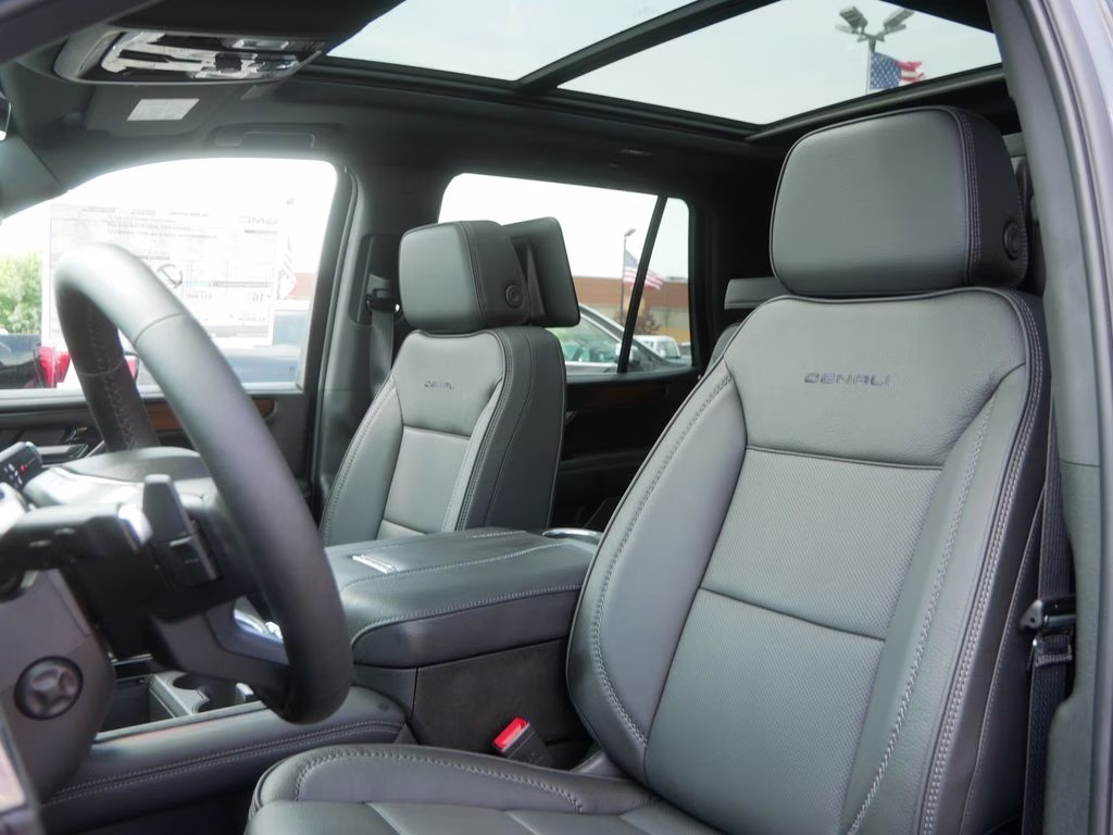 2026 Onyx Black GMC Yukon Denali 4X4 SUV