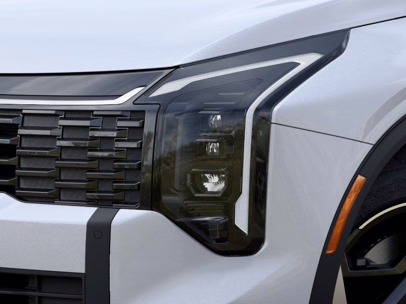 2026 White Pearl Kia Sportage EX FWD SUV