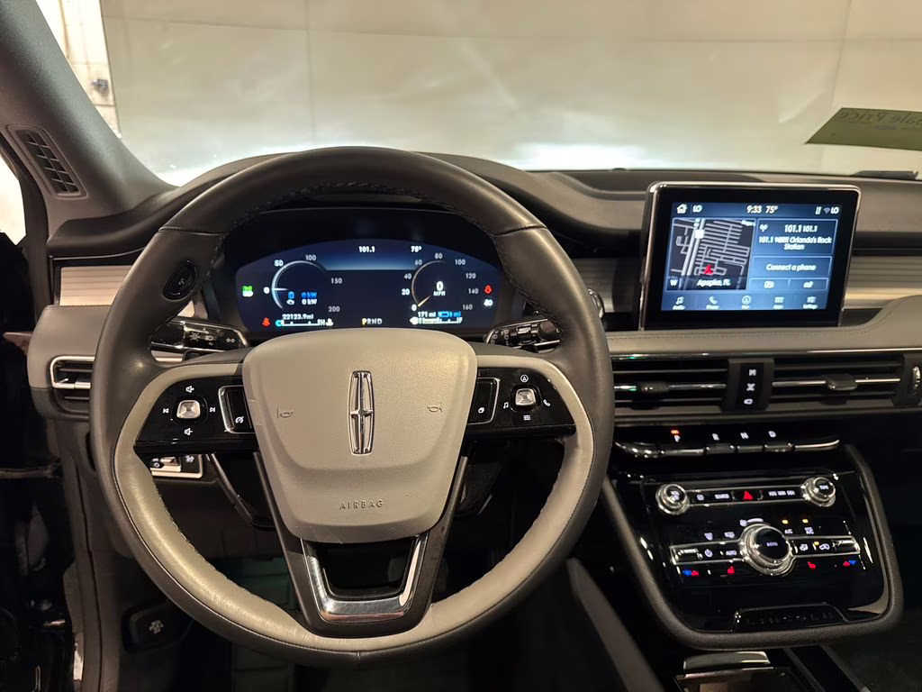 2022 Infinite Black Metallic Clearcoat Lincoln Corsair Plug-In Hybrid Grand Touring AWD SUV