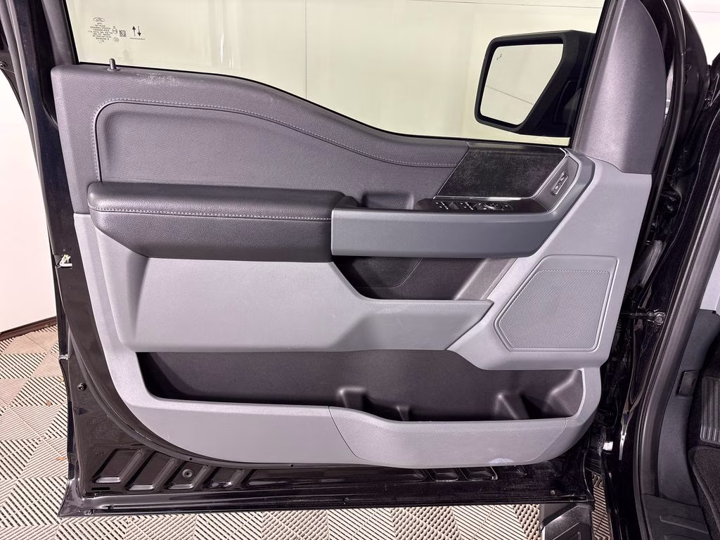 2023 Black Metallic Ford F-150 XLT RWD Truck