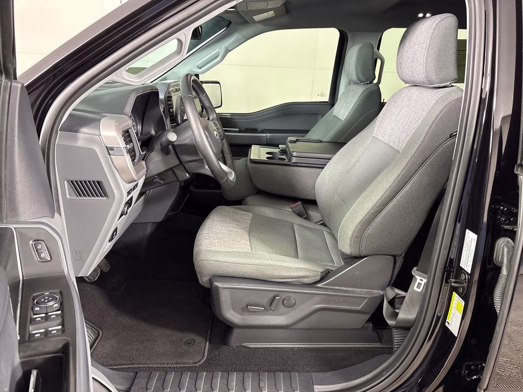 2023 Black Metallic Ford F-150 XLT RWD Truck