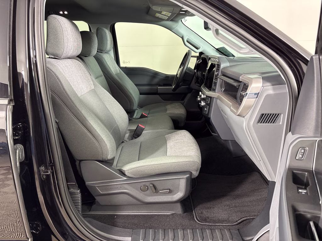 2023 Black Metallic Ford F-150 XLT RWD Truck