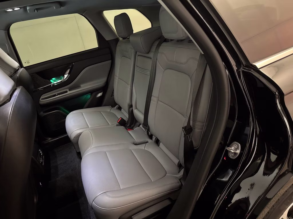 2022 Infinite Black Metallic Clearcoat Lincoln Corsair Plug-In Hybrid Grand Touring AWD SUV