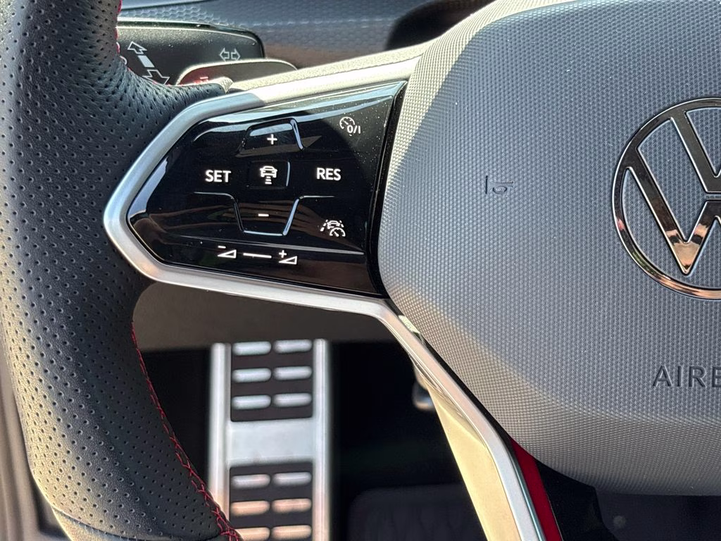 2024 Black Volkswagen Golf GTI 2.0T SE FWD Hatchback