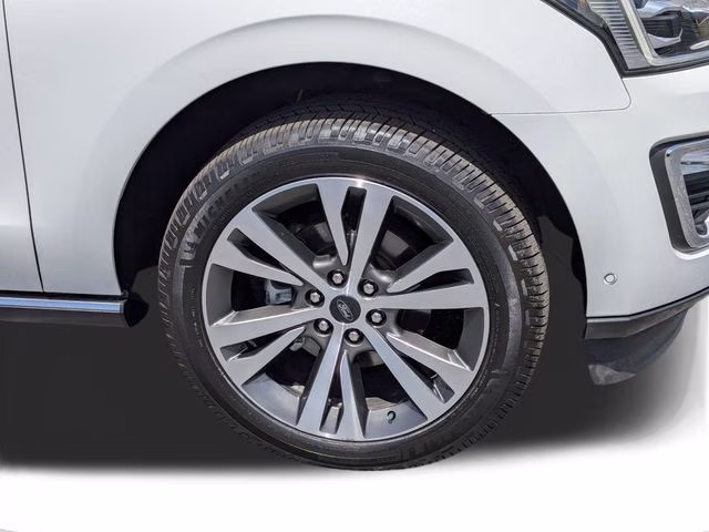 2021 Star White Metallic Tri-Coat Ford Expedition Limited RWD SUV