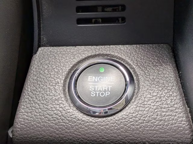 2021 Star White Metallic Tri-Coat Ford Expedition Limited RWD SUV
