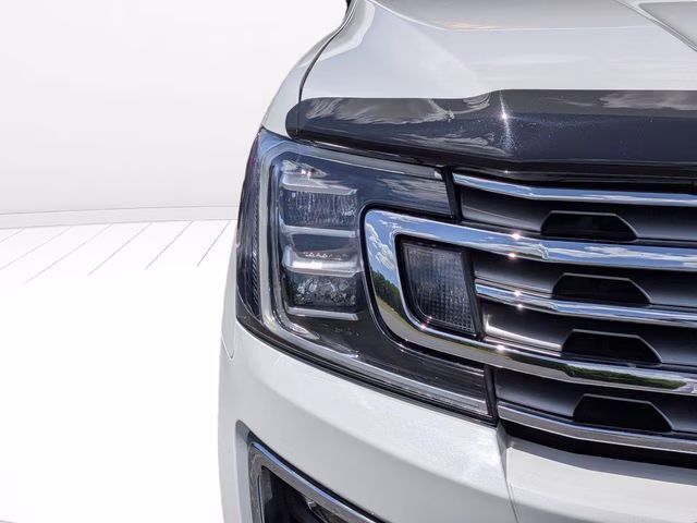 2021 Star White Metallic Tri-Coat Ford Expedition Limited RWD SUV