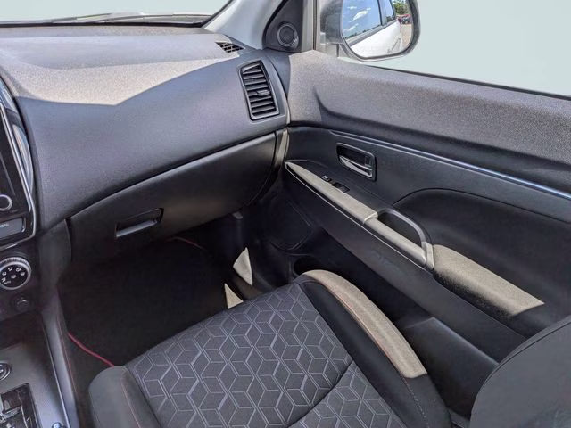 2024 White Diamond Mitsubishi Outlander Sport 2.0 Ralliart 4X4 SUV
