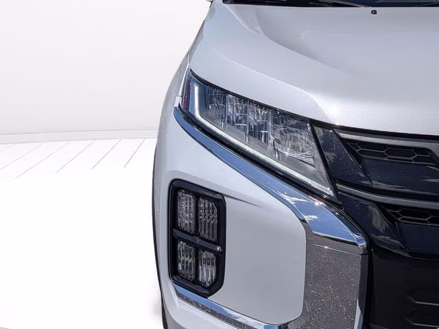 2024 White Diamond Mitsubishi Outlander Sport 2.0 Ralliart 4X4 SUV
