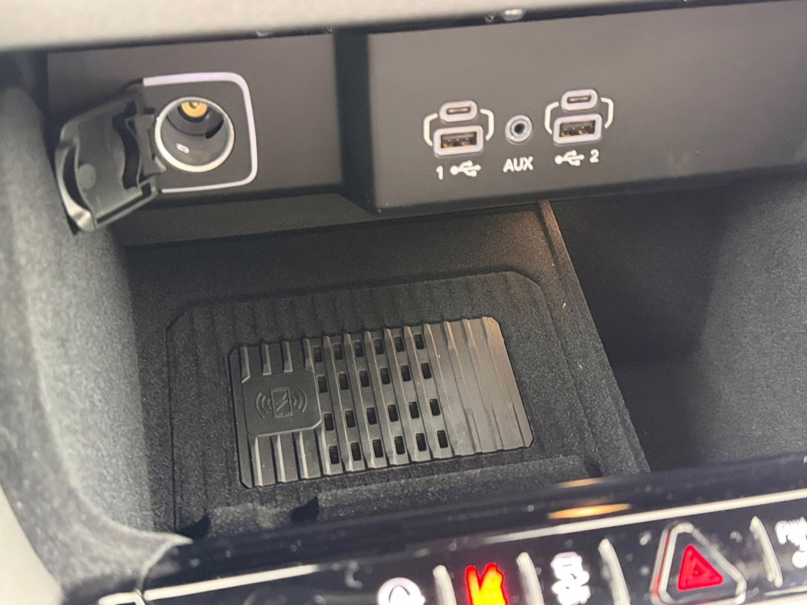 2026 High Gloss Black Jeep Grand Wagoneer 4X4 SUV