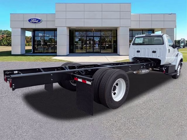 2027 Oxford White Ford F-650SD RWD Truck