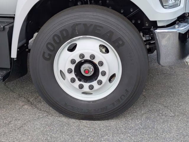 2027 Oxford White Ford F-650SD RWD Truck