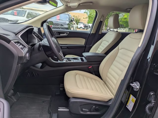 2021 Black Metallic Ford Edge SEL FWD SUV