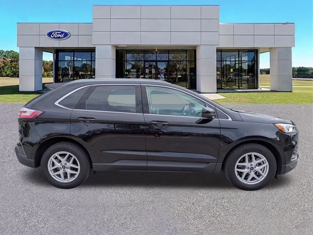 2021 Black Metallic Ford Edge SEL FWD SUV