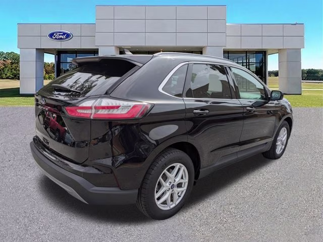 2021 Black Metallic Ford Edge SEL FWD SUV