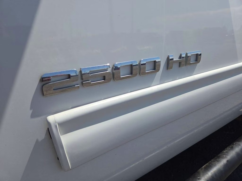 2014 White Chevrolet Silverado 2500HD LT 4X4 Truck