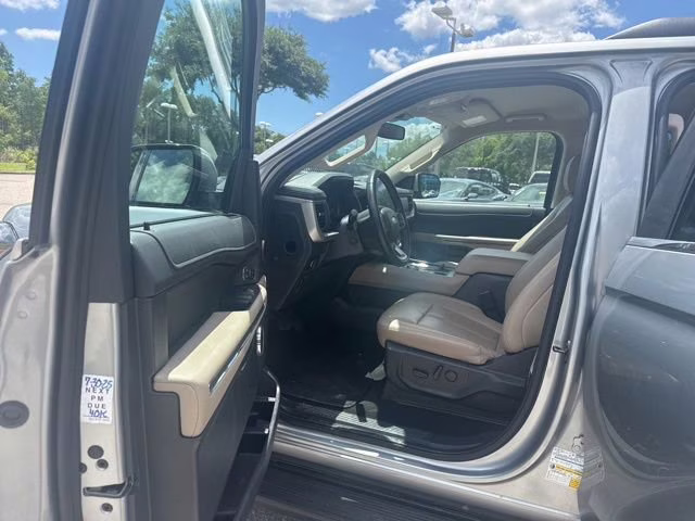 2024 Iconic Silver Metallic Ford Expedition Max XLT RWD SUV