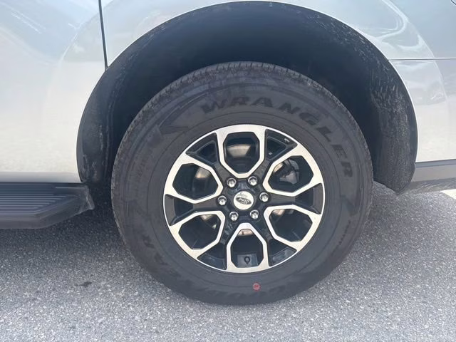 2024 Iconic Silver Metallic Ford Expedition Max XLT RWD SUV