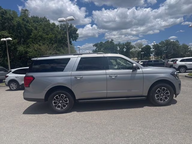 2024 Iconic Silver Metallic Ford Expedition Max XLT RWD SUV