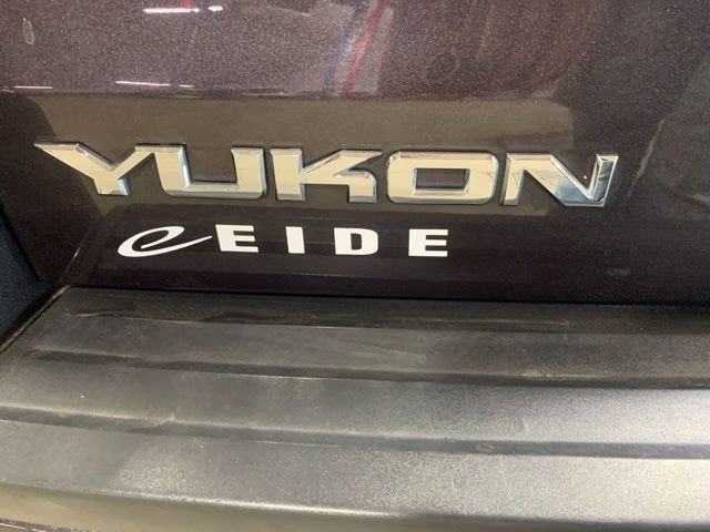 2018 Iridium Metallic GMC Yukon Denali 4X4 SUV