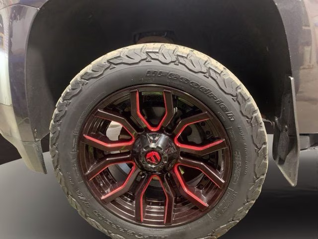 2018 Iridium Metallic GMC Yukon Denali 4X4 SUV