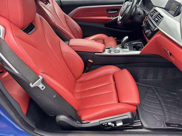 2020 Estoril Blue Metallic BMW 4 Series 440i RWD Convertible