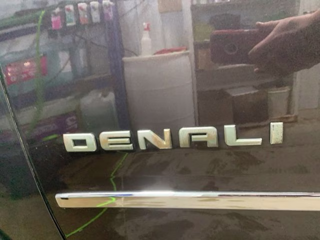 2018 Iridium Metallic GMC Yukon Denali 4X4 SUV