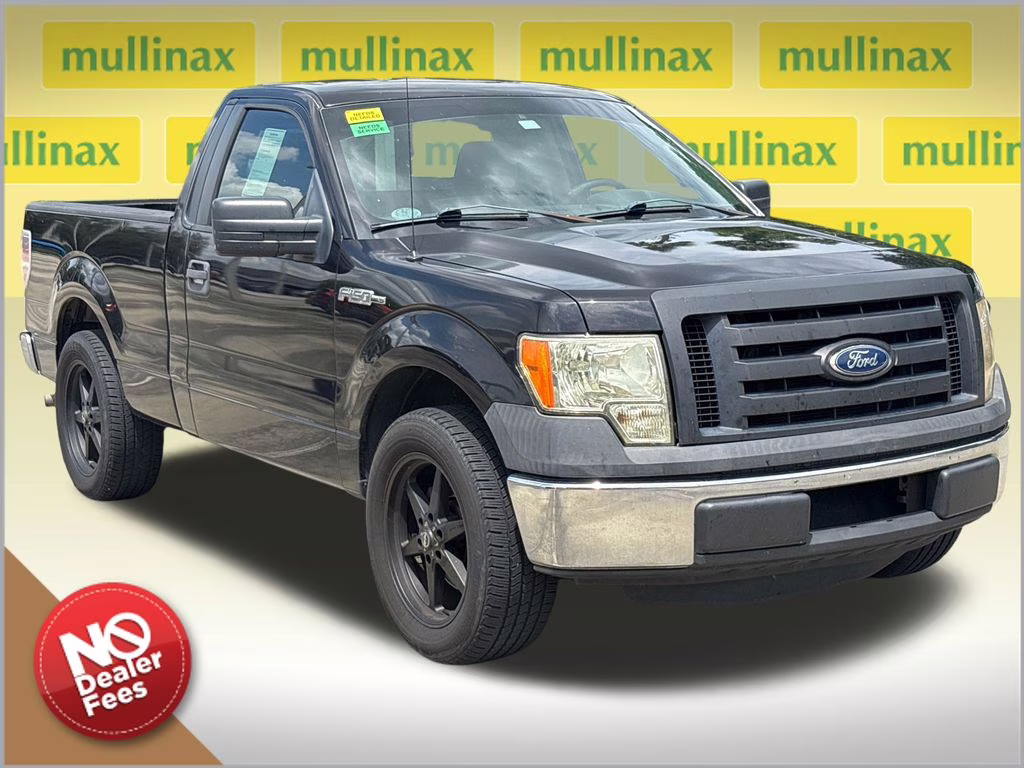 2011 Black Ford F-150 XL RWD Truck