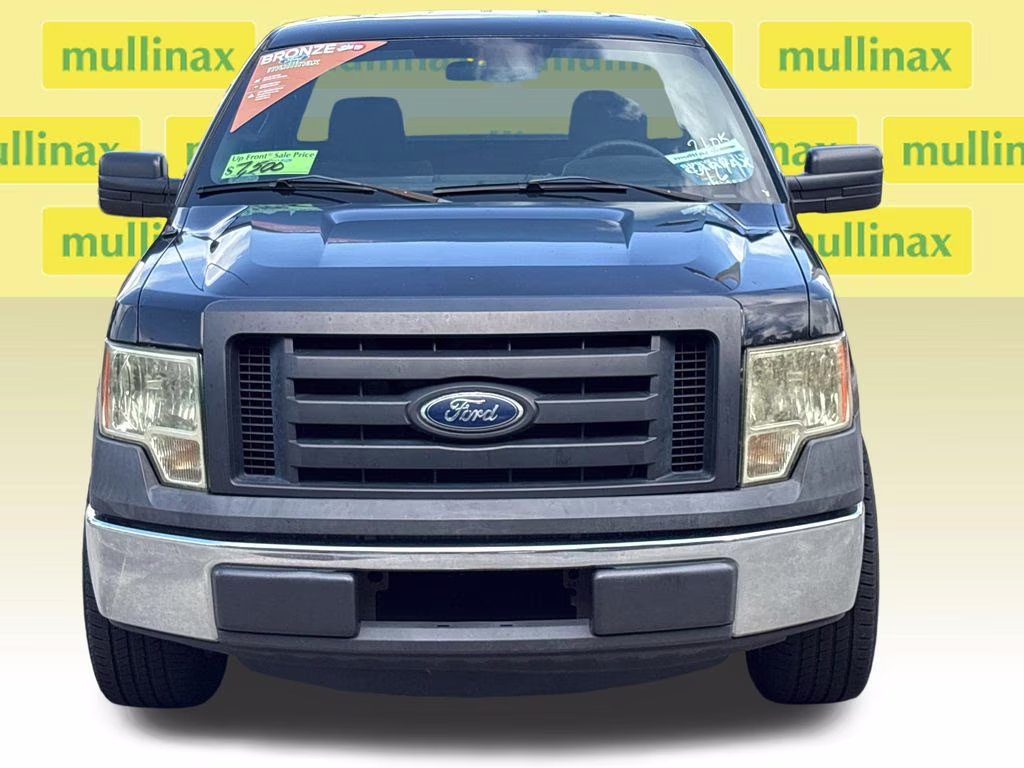 2011 Tuxedo Black Metallic Ford F-150 XL RWD Truck