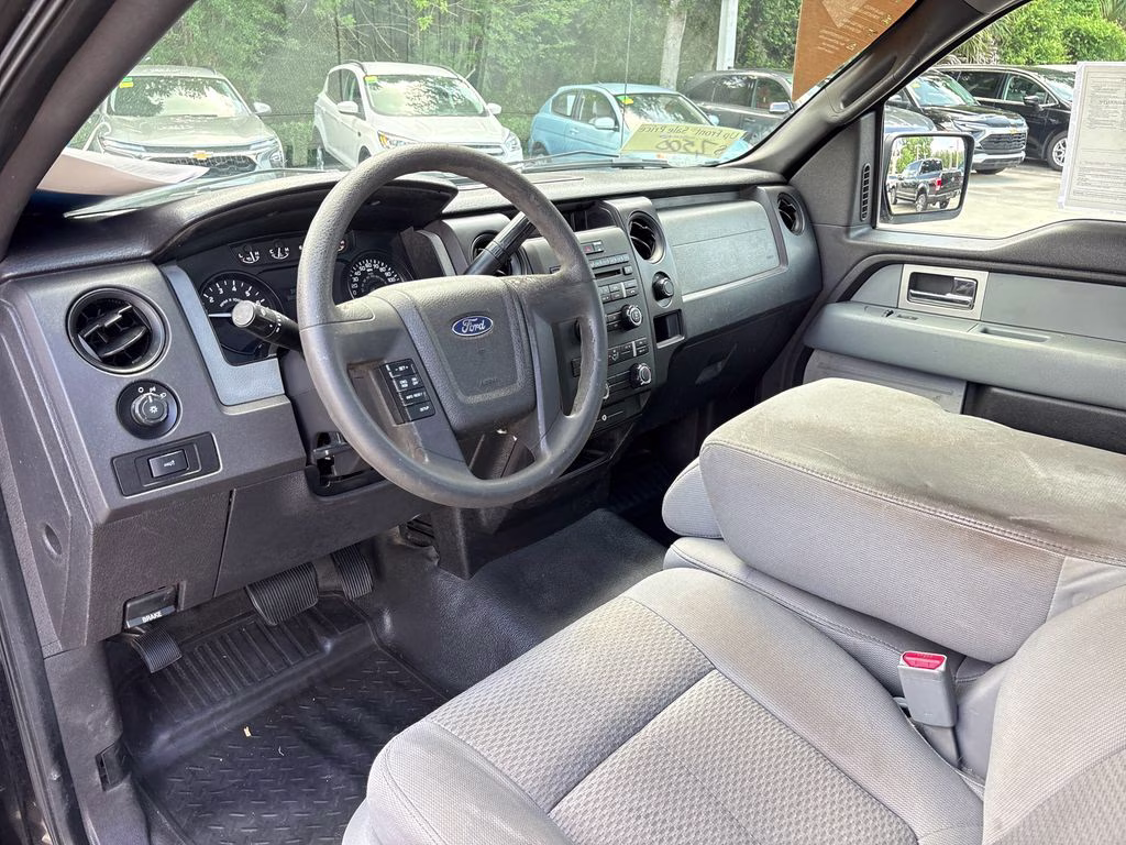 2011 Tuxedo Black Metallic Ford F-150 XL RWD Truck
