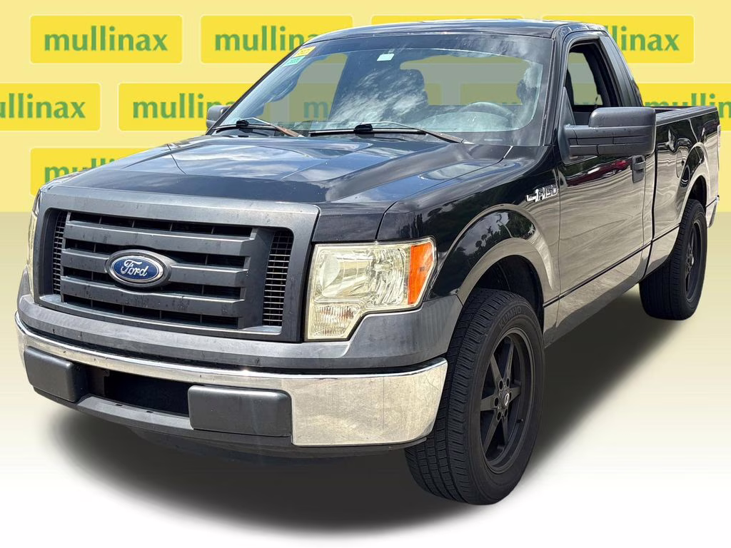 2011 Tuxedo Black Metallic Ford F-150 XL RWD Truck