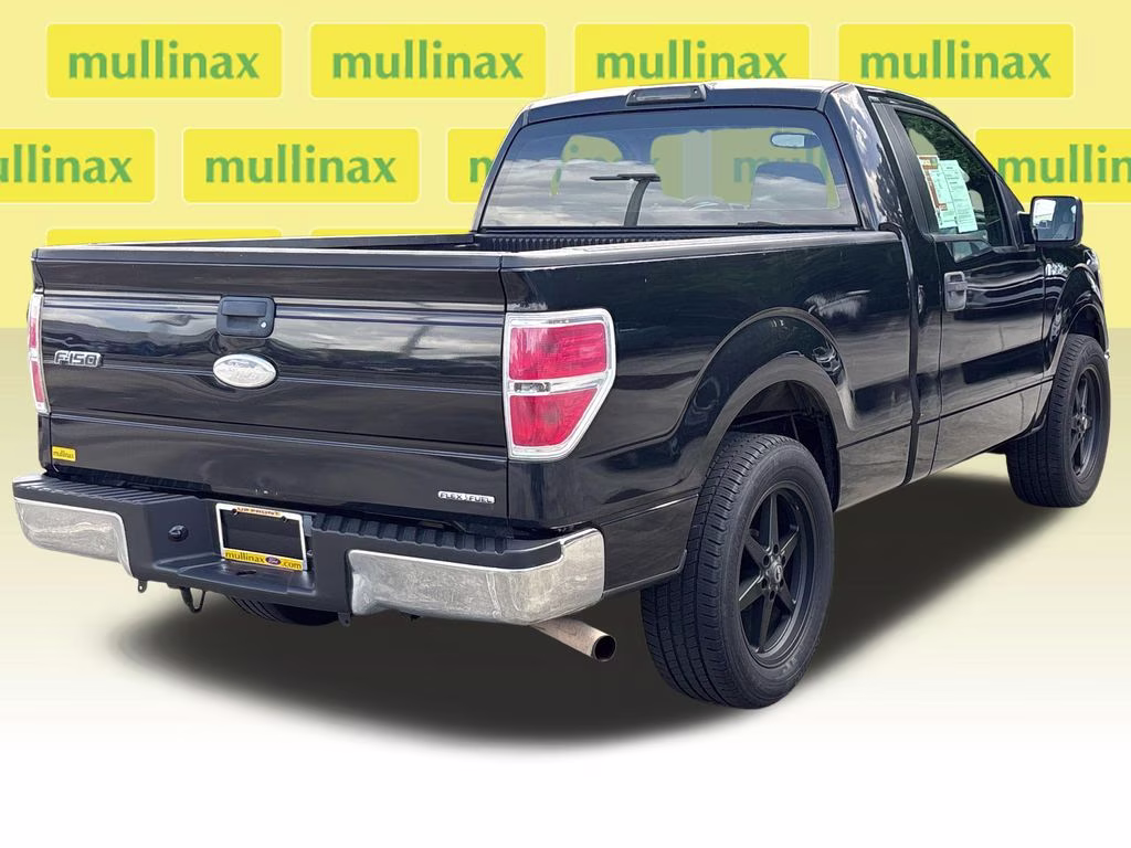 2011 Tuxedo Black Metallic Ford F-150 XL RWD Truck