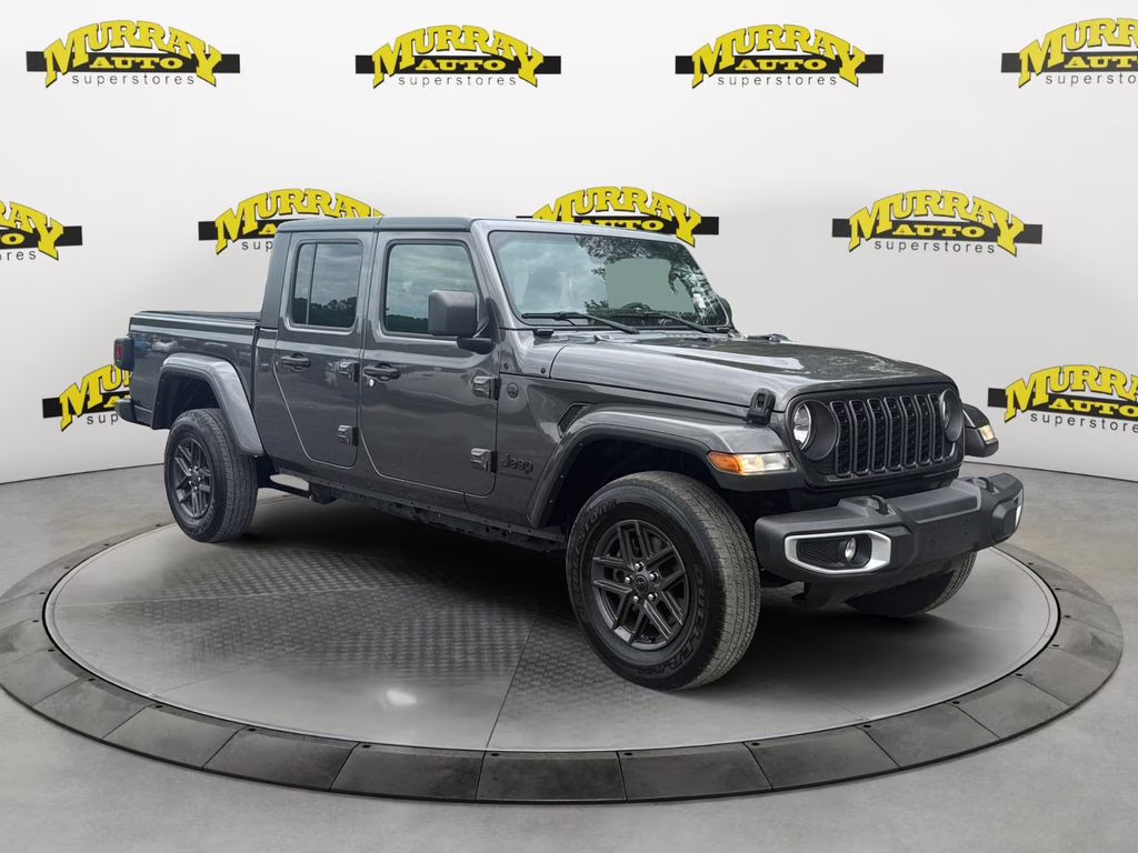 2024 Granite Crystal Metallic Clearcoat Jeep Gladiator Sport S 4X4 Truck