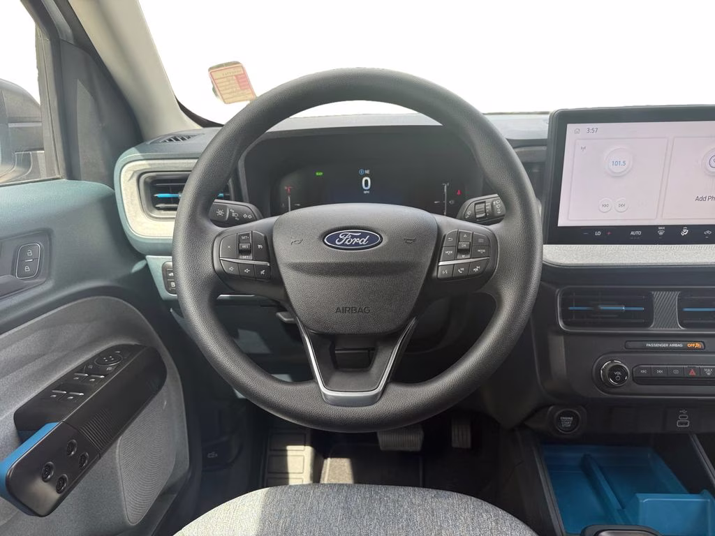 2025 Oxford White Ford Maverick XLT FWD Truck