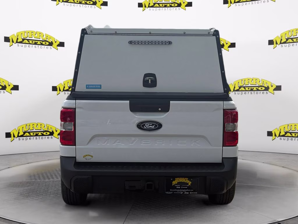 2025 Oxford White Ford Maverick XLT FWD Truck