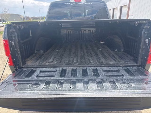 2016 Gray Ford F-150 XLT 4X4 Truck