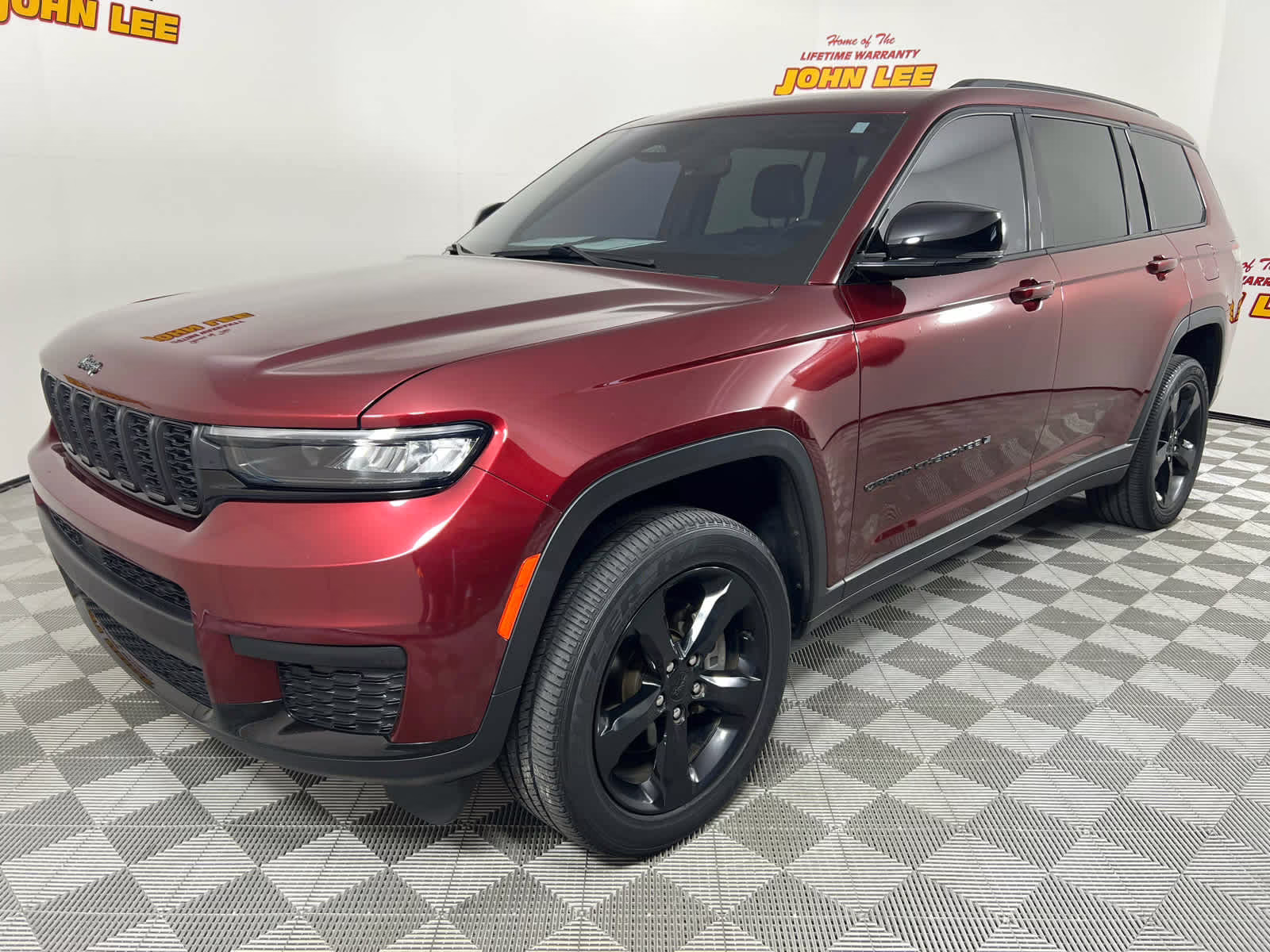 2022 Velvet Red Pearlcoat Jeep Grand Cherokee L Altitude RWD SUV