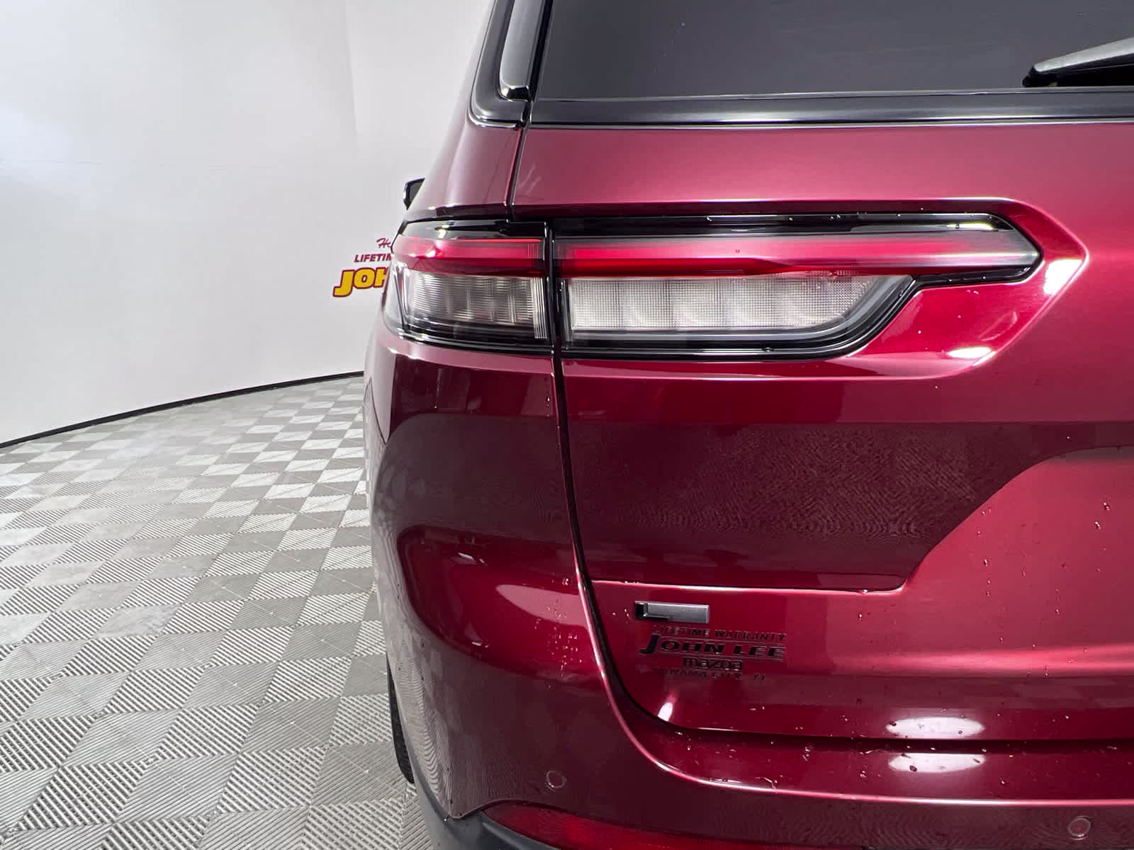 2022 Velvet Red Pearlcoat Jeep Grand Cherokee L Altitude RWD SUV