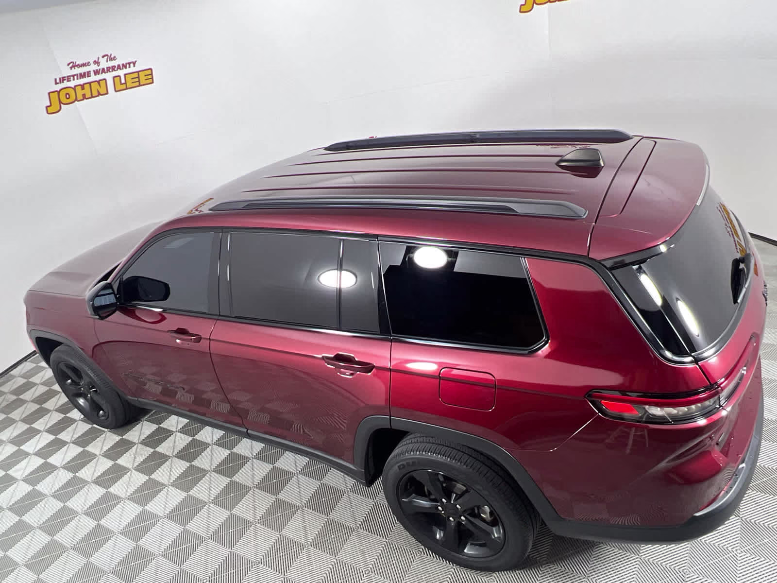 2022 Velvet Red Pearlcoat Jeep Grand Cherokee L Altitude RWD SUV