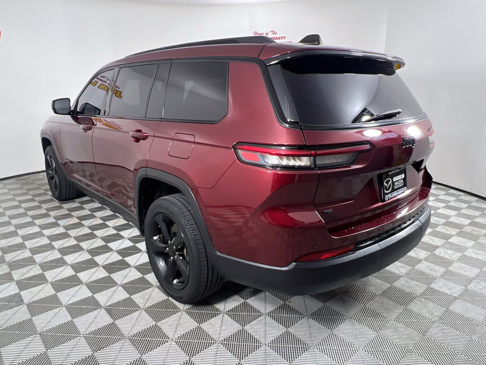 2022 Velvet Red Pearlcoat Jeep Grand Cherokee L Altitude RWD SUV