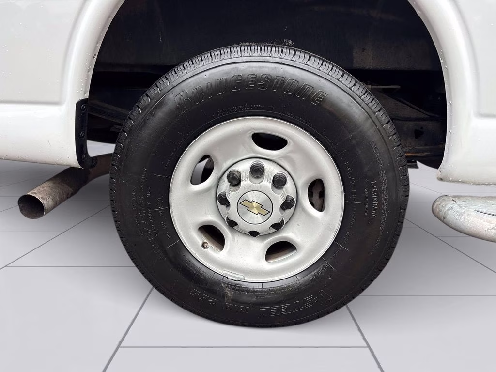 2024 Summit White Chevrolet Express 2500 Work Van RWD Van