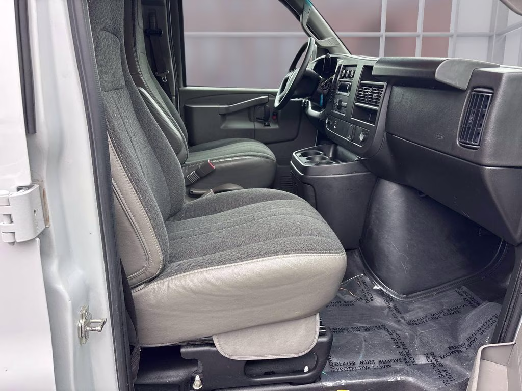 2024 Summit White GMC Savana 2500 Work Van RWD Van