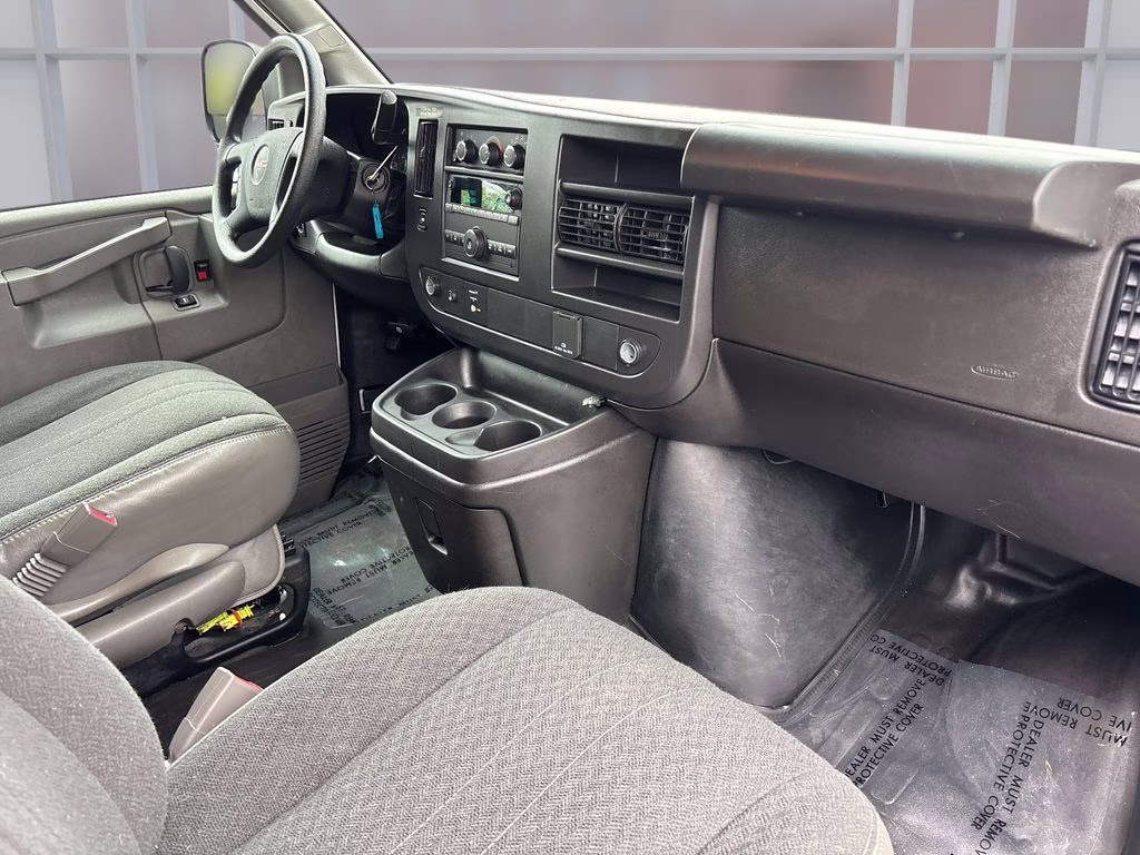 2024 Summit White GMC Savana 2500 Work Van RWD Van